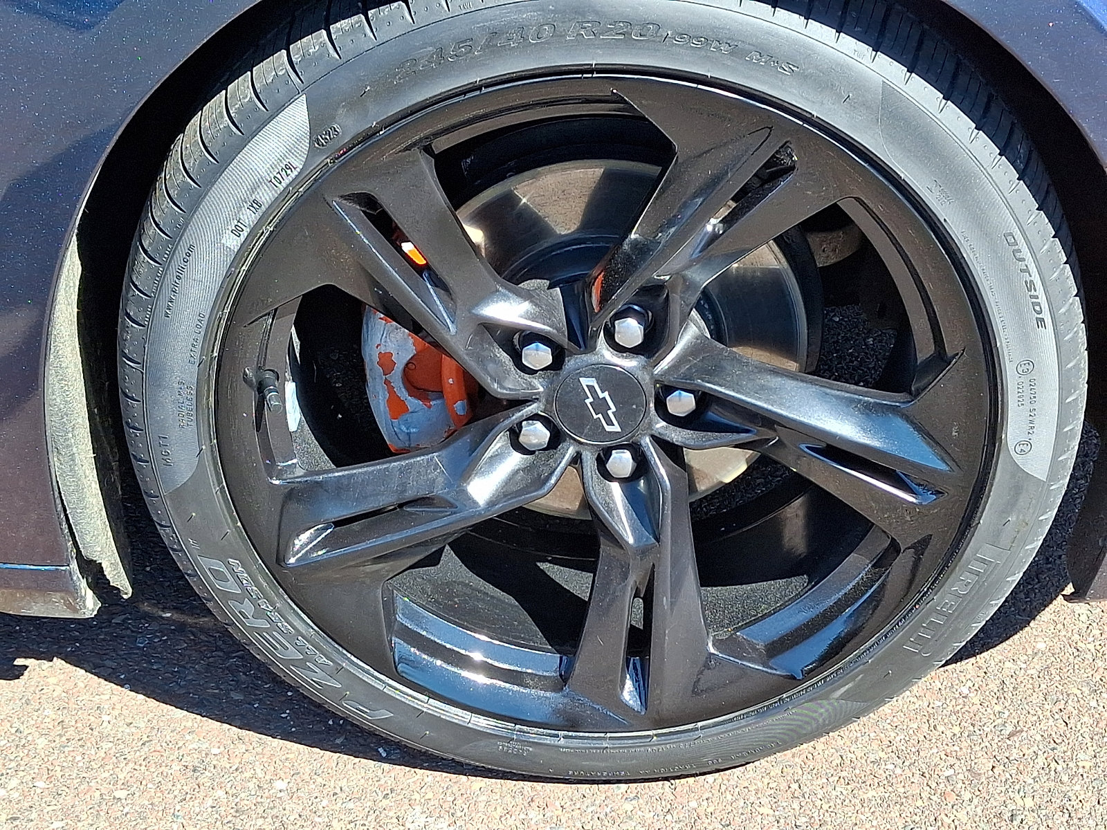 Used 2021 Chevrolet Camaro LT w/ Technology Package image 8