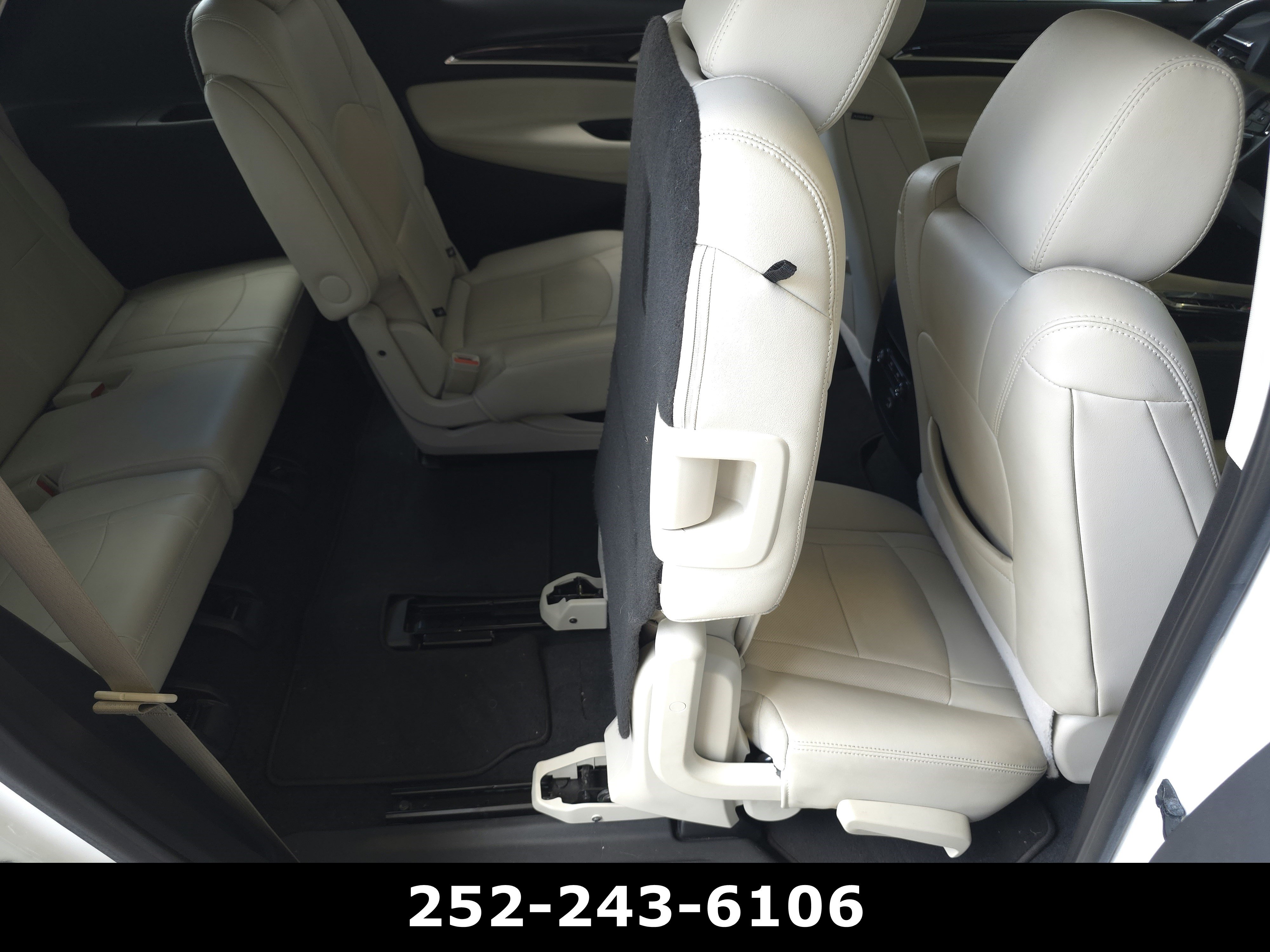 Used 2023 Buick Enclave Essence FWD image 38