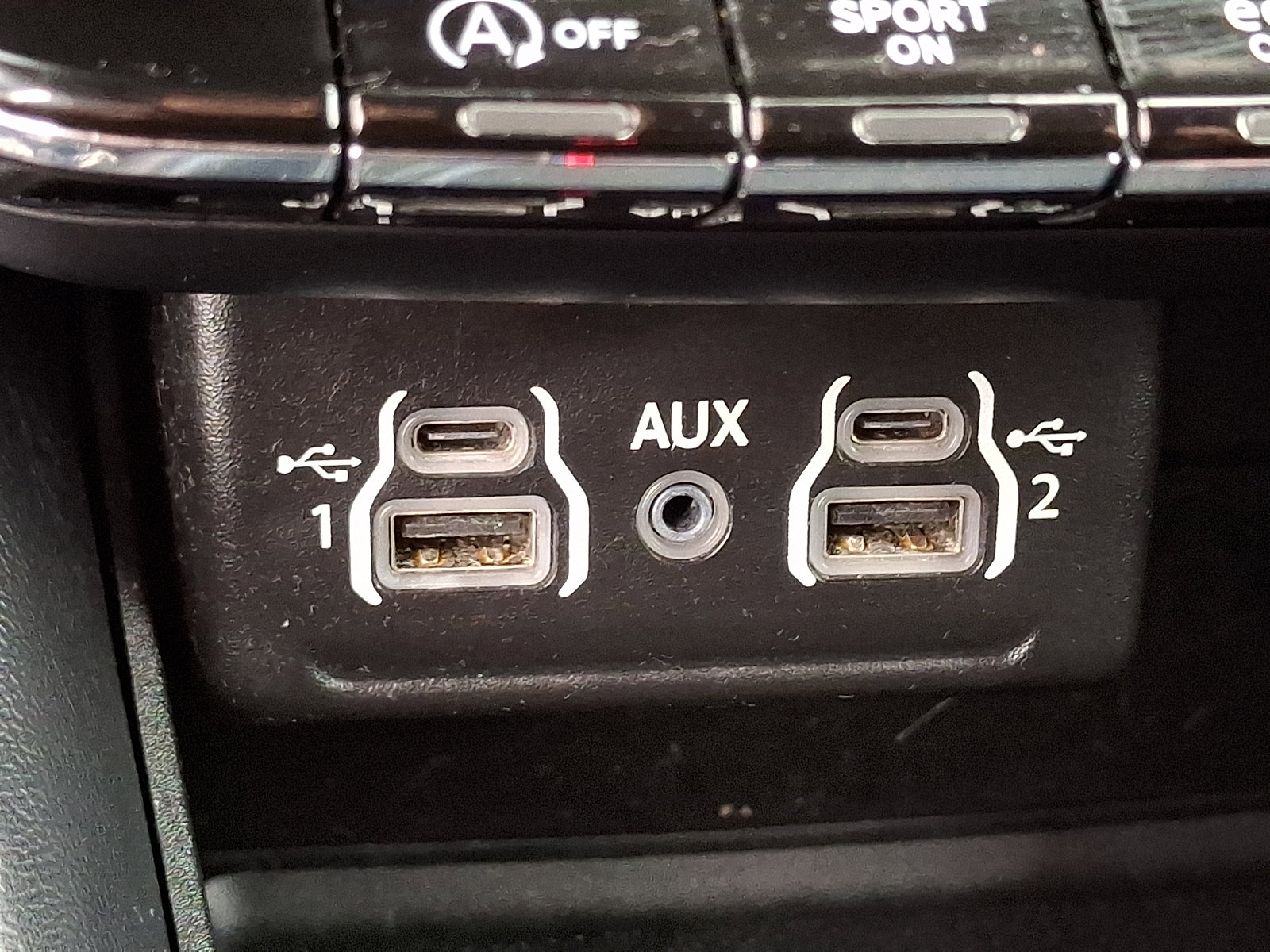 Used 2023 Dodge Durango GT image 24