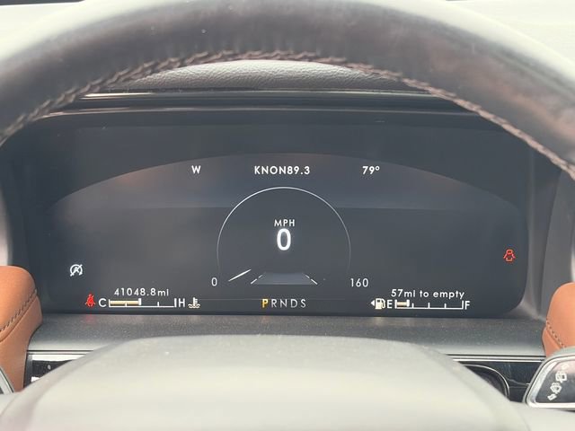 Used 2023 Lincoln Nautilus Reserve w/ Luxury Package image 26