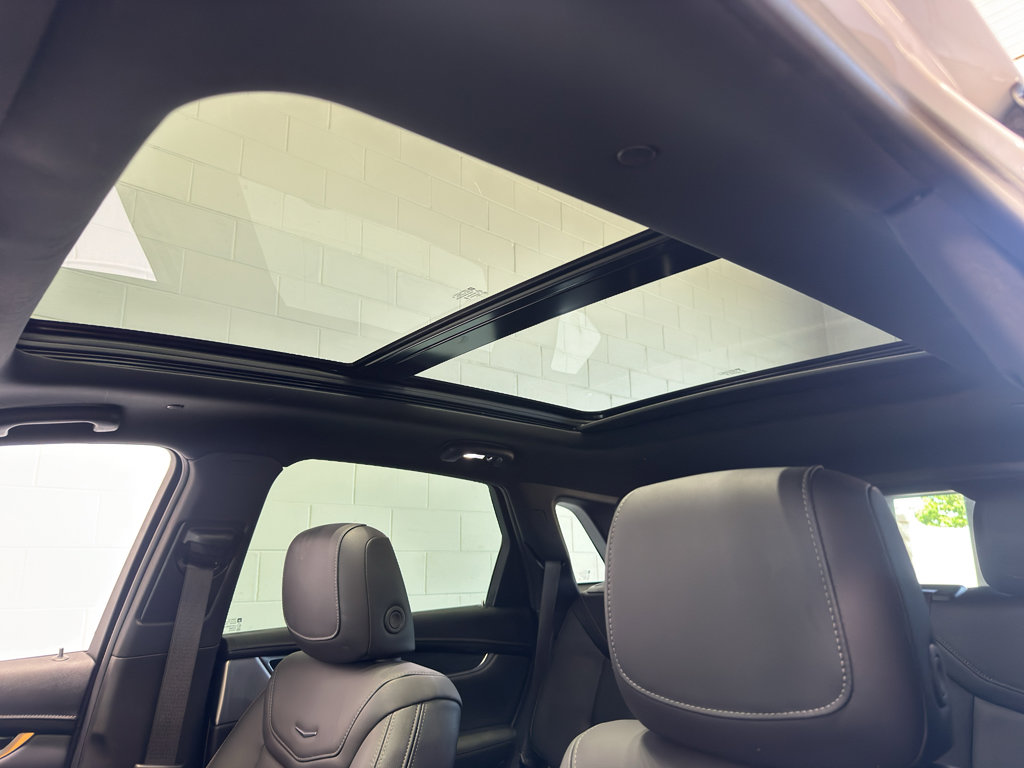 Used 2024 Cadillac XT5 Premium Luxury w/ LPO, Floor Liner Package AWD/4WD image 37