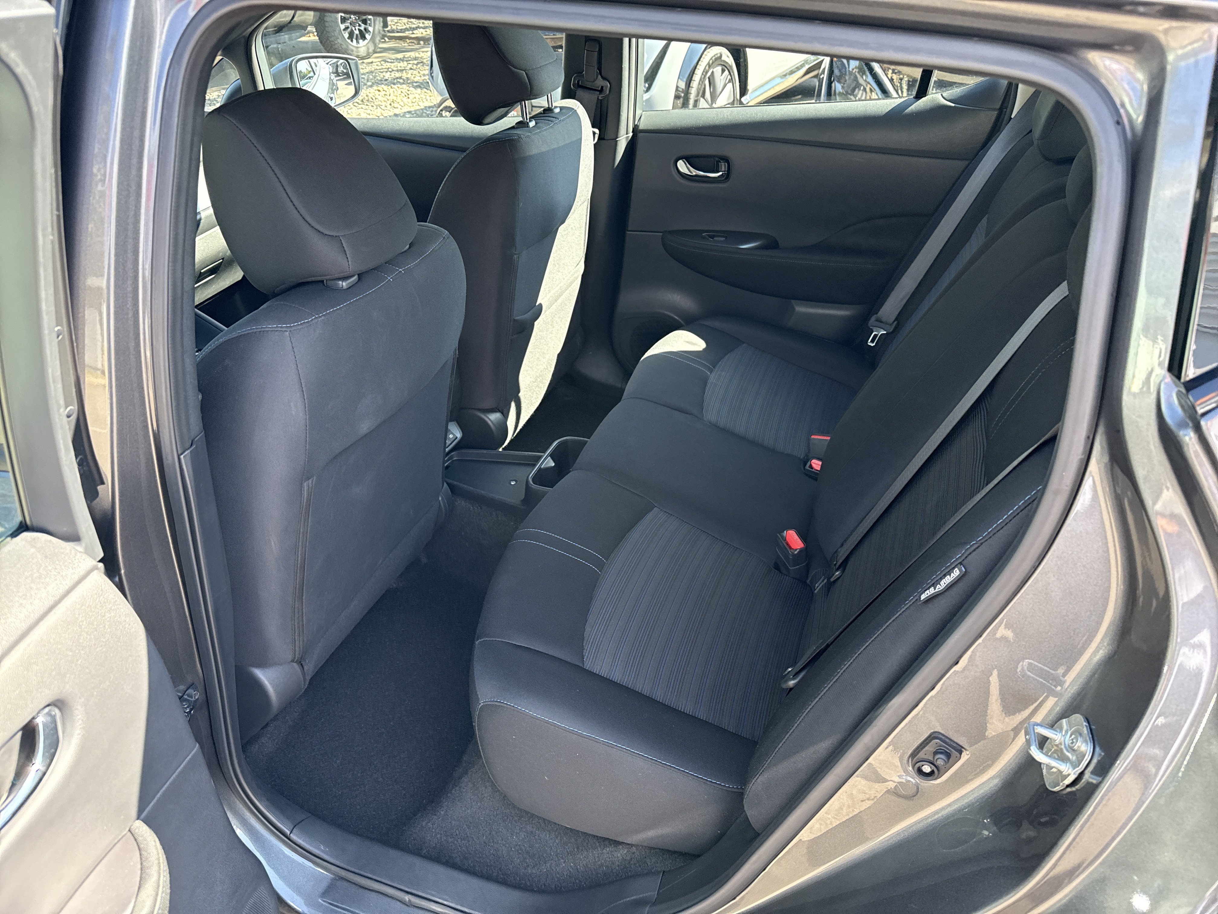 Certified 2025 Nissan Leaf S FWD image 14