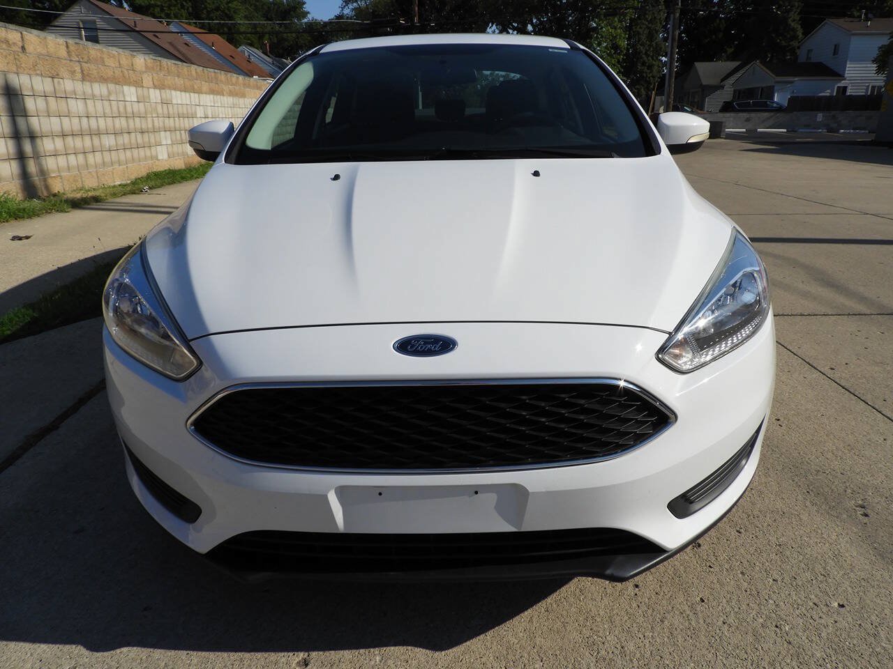 Used 2016 Ford Focus SE FWD image 3