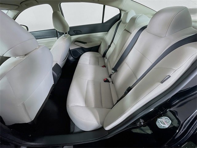 Used 2025 Nissan Altima 2.5 SV image 23