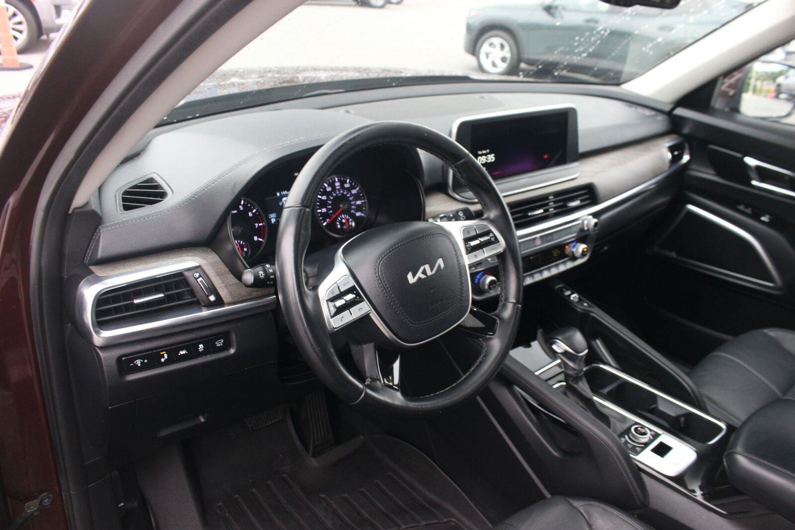 Used 2022 Kia Telluride EX w/ EX Premium Package AWD/4WD image 15