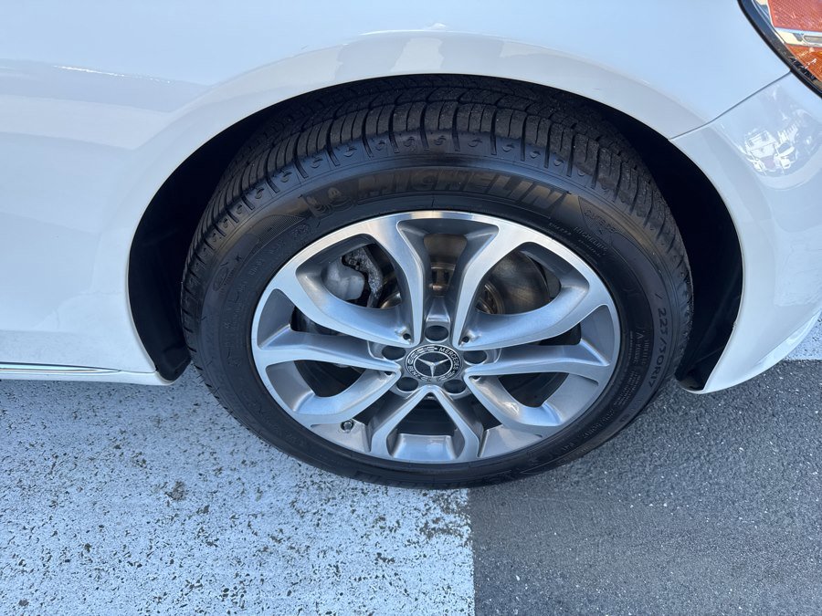 Used 2017 Mercedes-Benz C 300 4MATIC Sedan image 12