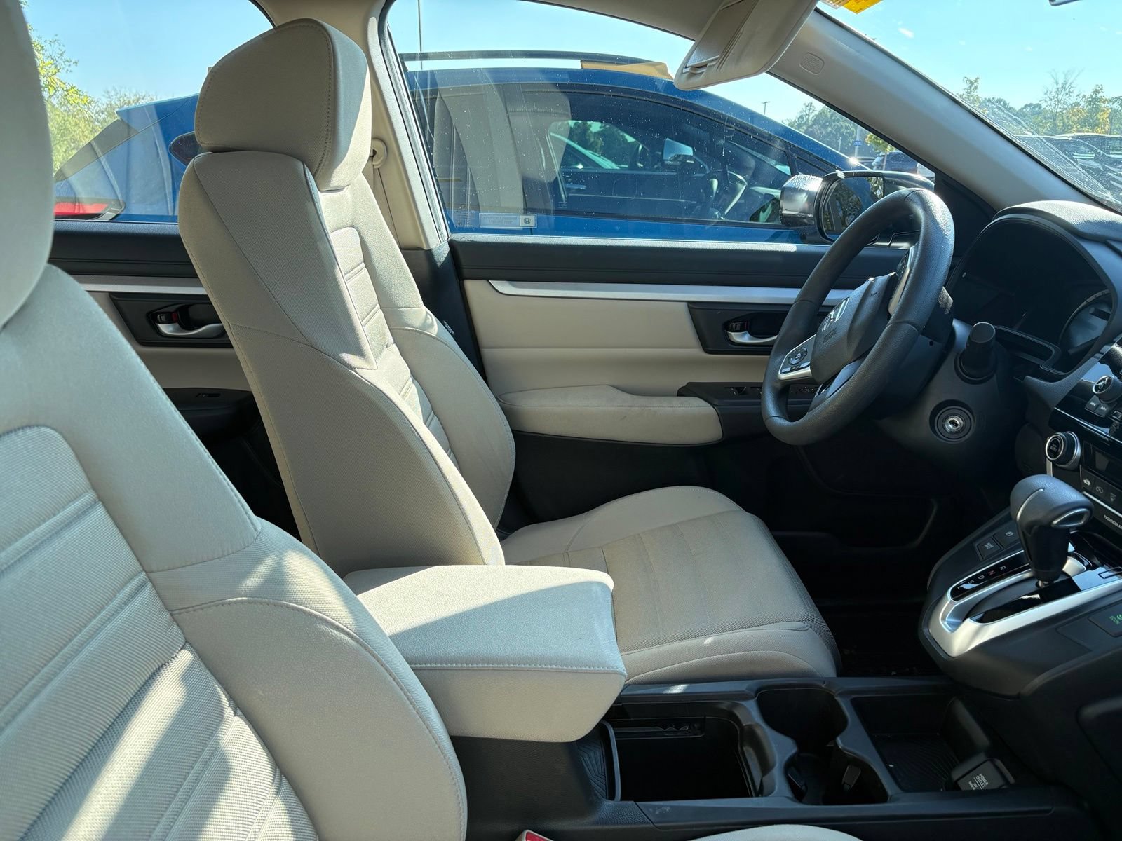 Used 2018 Honda CR-V LX image 9