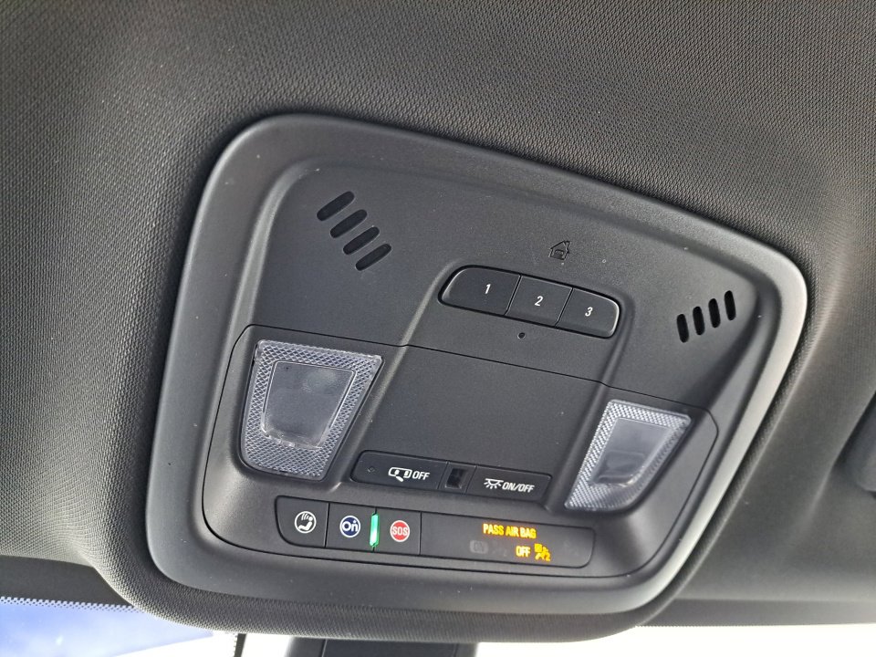 Certified 2022 Chevrolet Traverse LT image 33