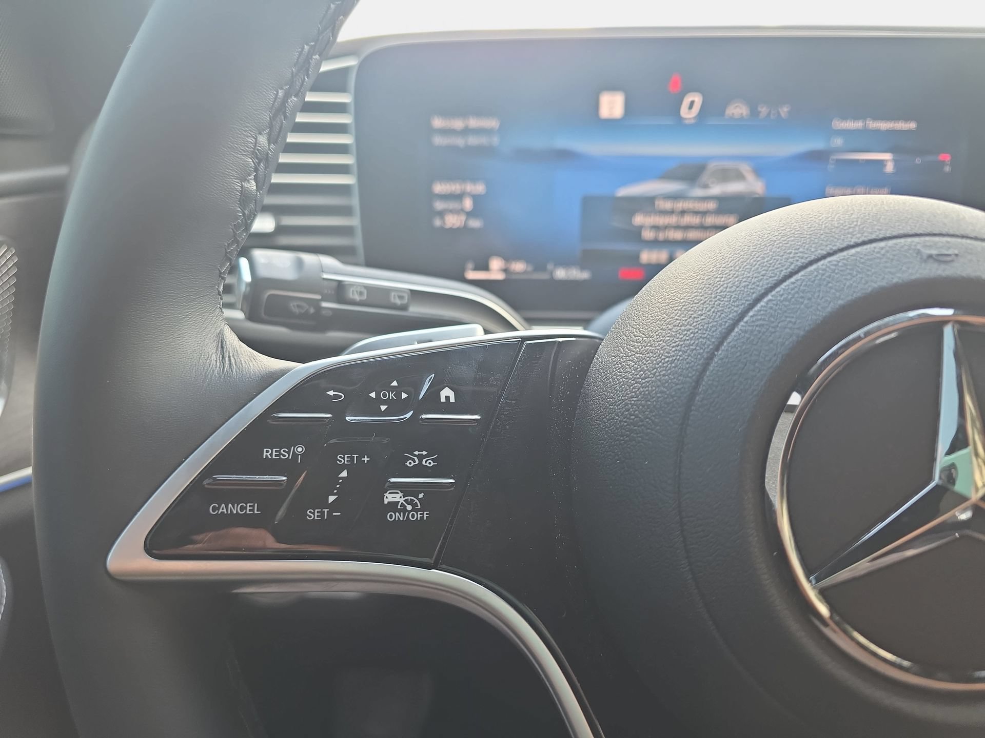 Certified 2026 Mercedes-Benz GLE 450 4MATIC image 17