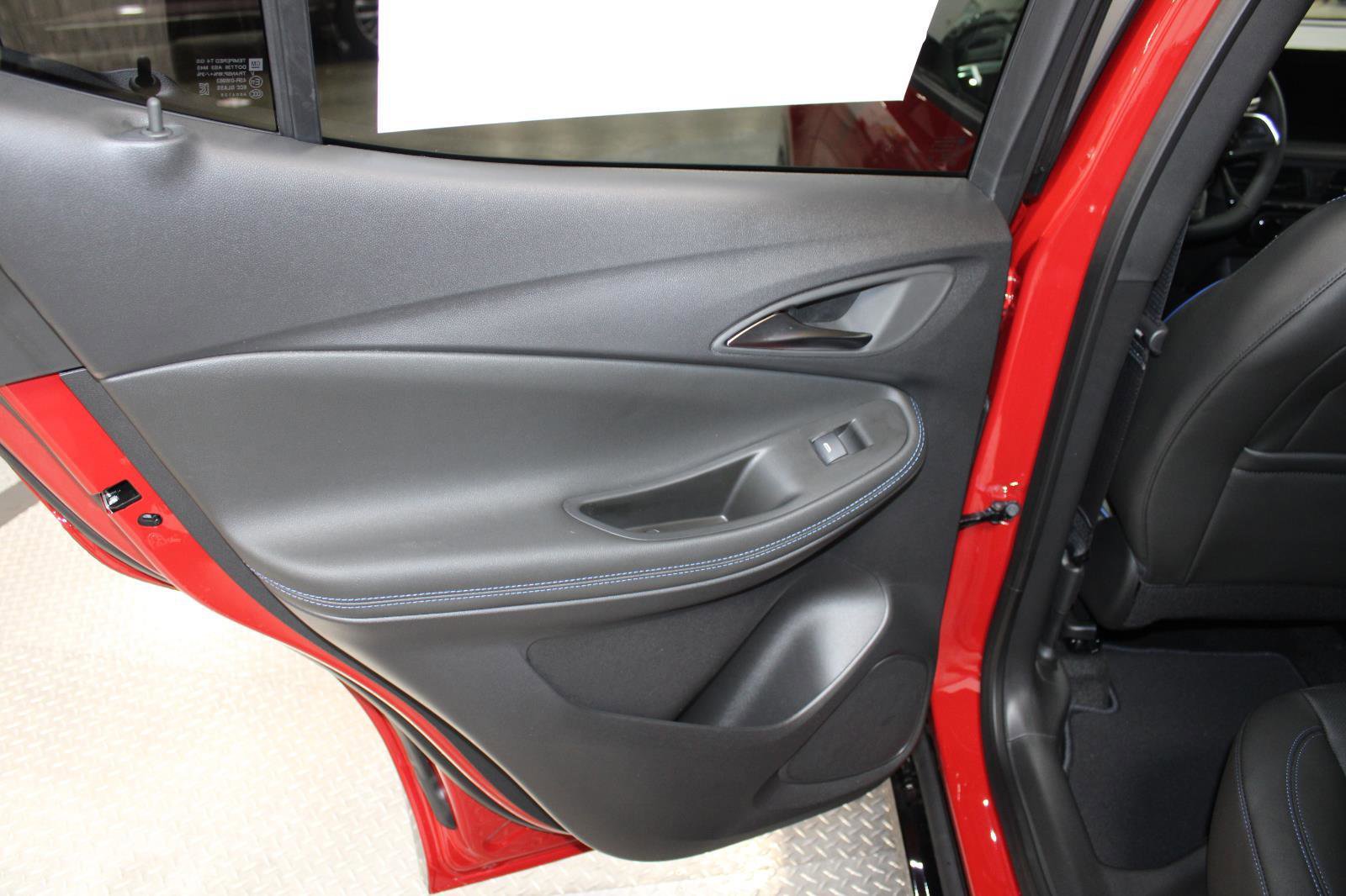 New 2026 Buick Encore GX Sport Touring image 21