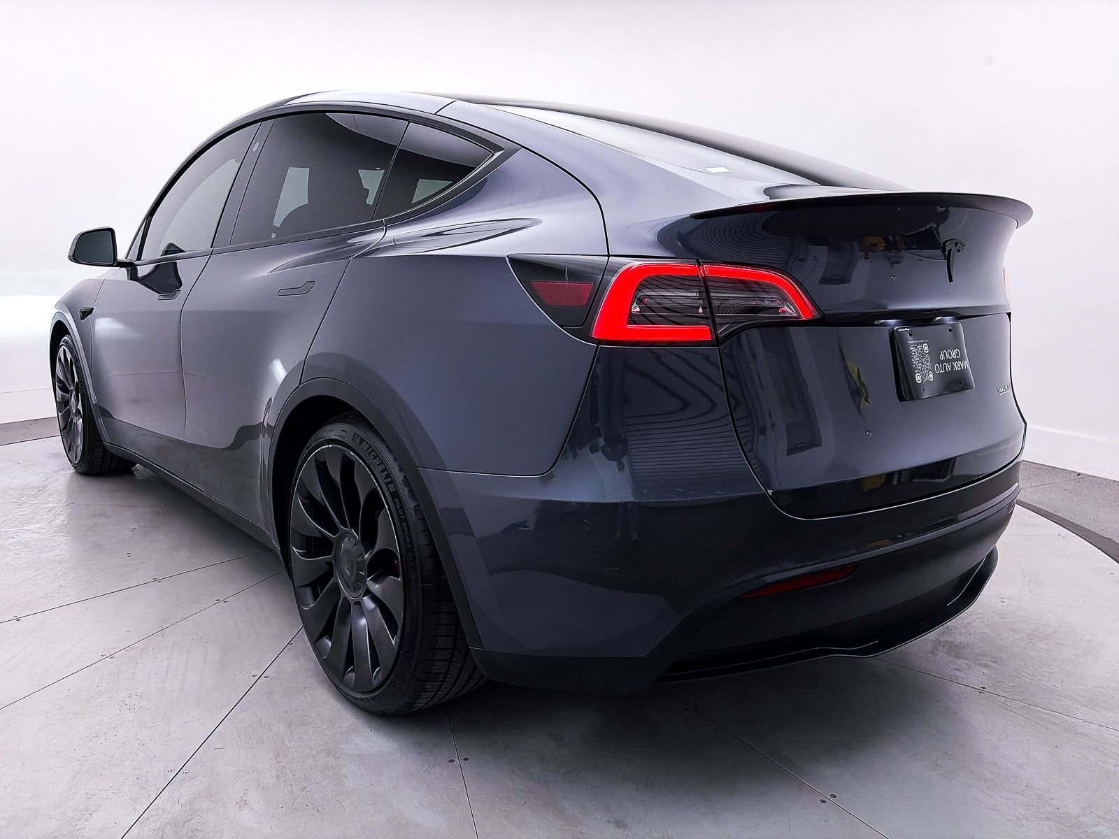Used 2023 Tesla Model Y Performance image 11