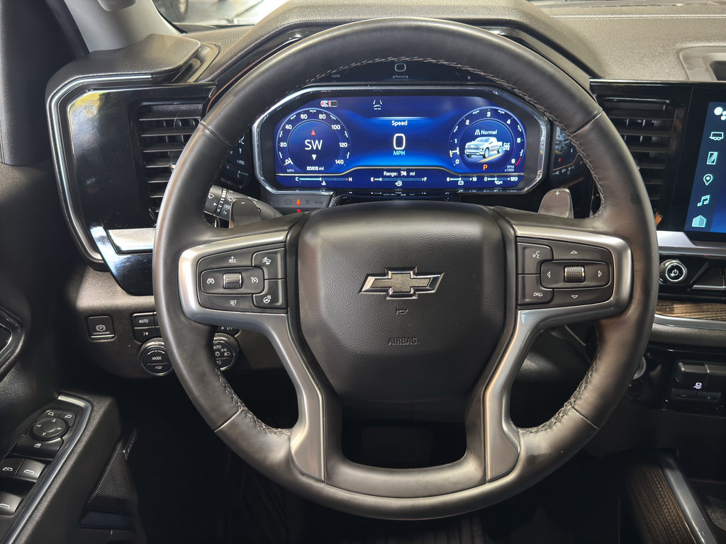 Used 2024 Chevrolet Silverado 1500 RST AWD/4WD image 14