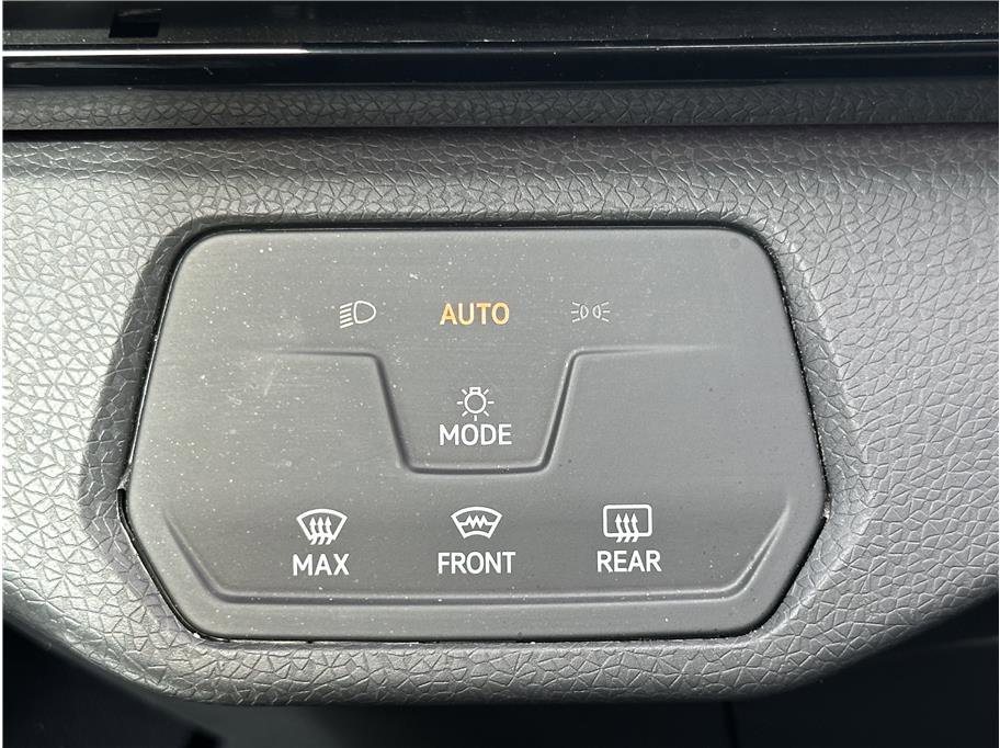 Used 2023 Volkswagen ID.4 Pro image 26