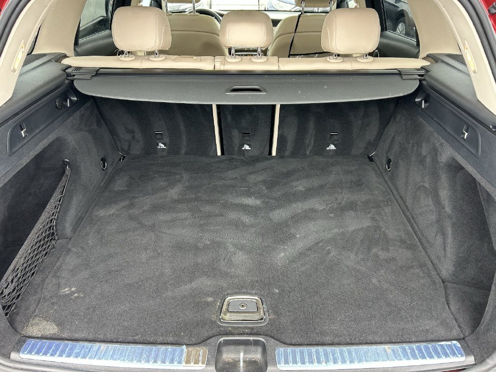 Used 2021 Mercedes-Benz GLC 300 4MATIC image 12