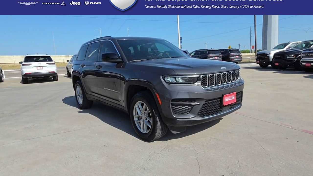 Certified 2025 Jeep Grand Cherokee Laredo X RWD image 2