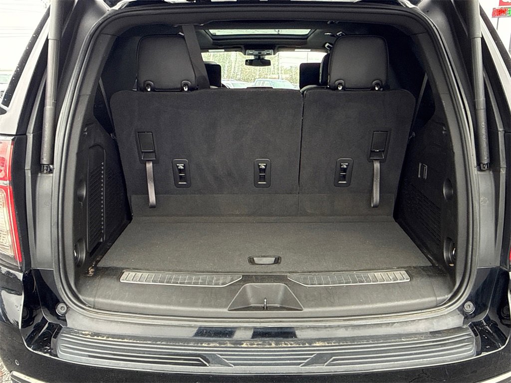 Used 2021 Chevrolet Tahoe Z71 w/ Rear Media and Nav Package image 19