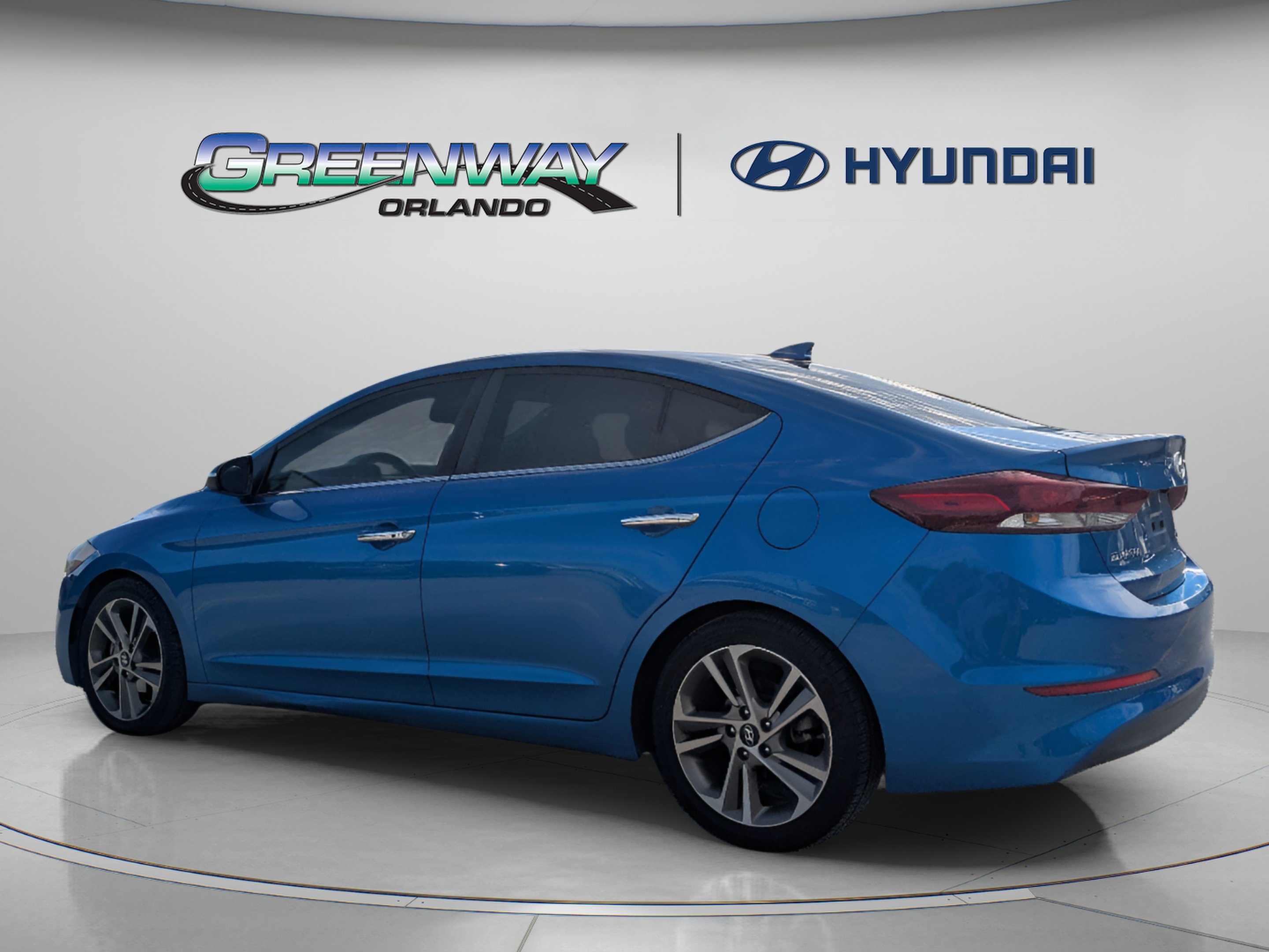 Used 2017 Hyundai Elantra Limited w/ Limited Tech Package 04 FWD image 6