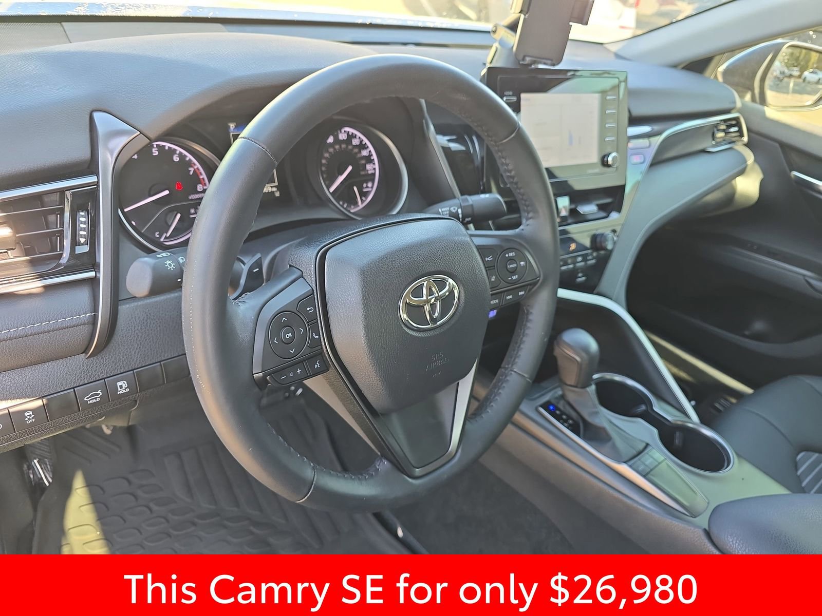 Used 2023 Toyota Camry SE image 21