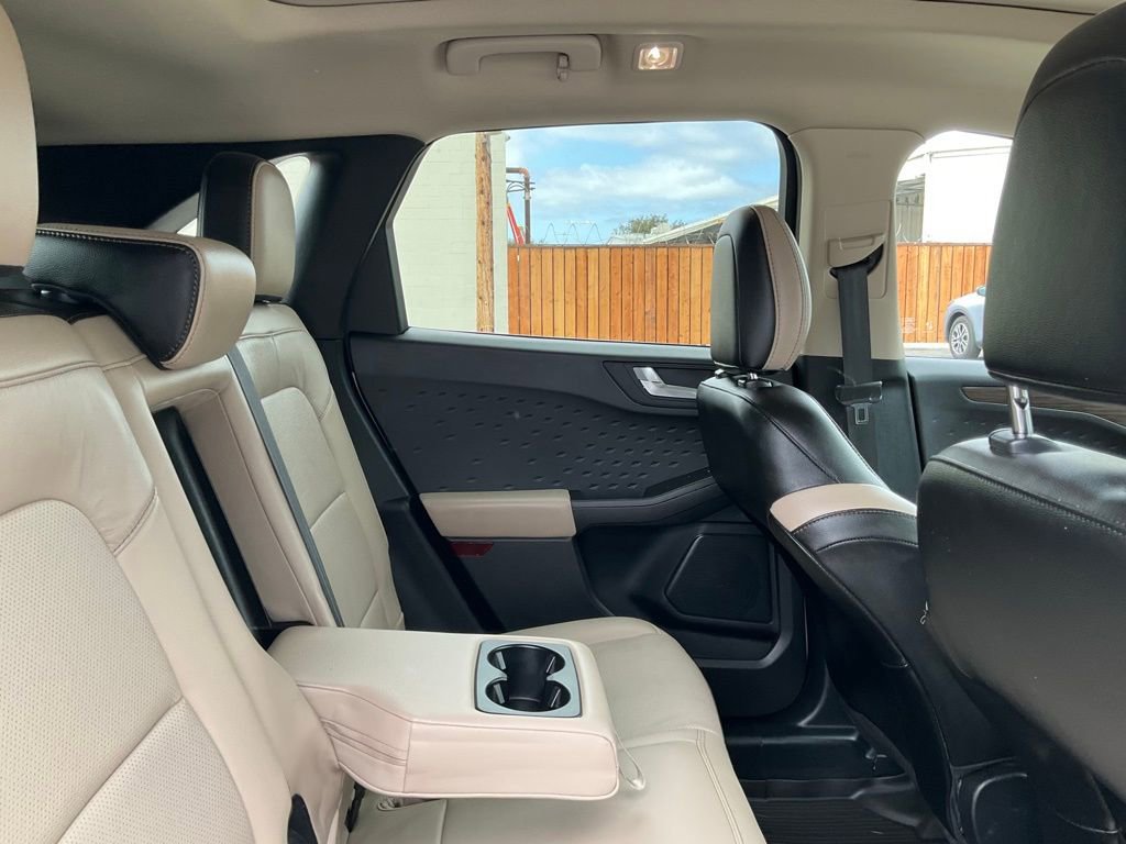 Used 2020 Ford Escape Titanium w/ Titanium Premium Package 2.0 image 26