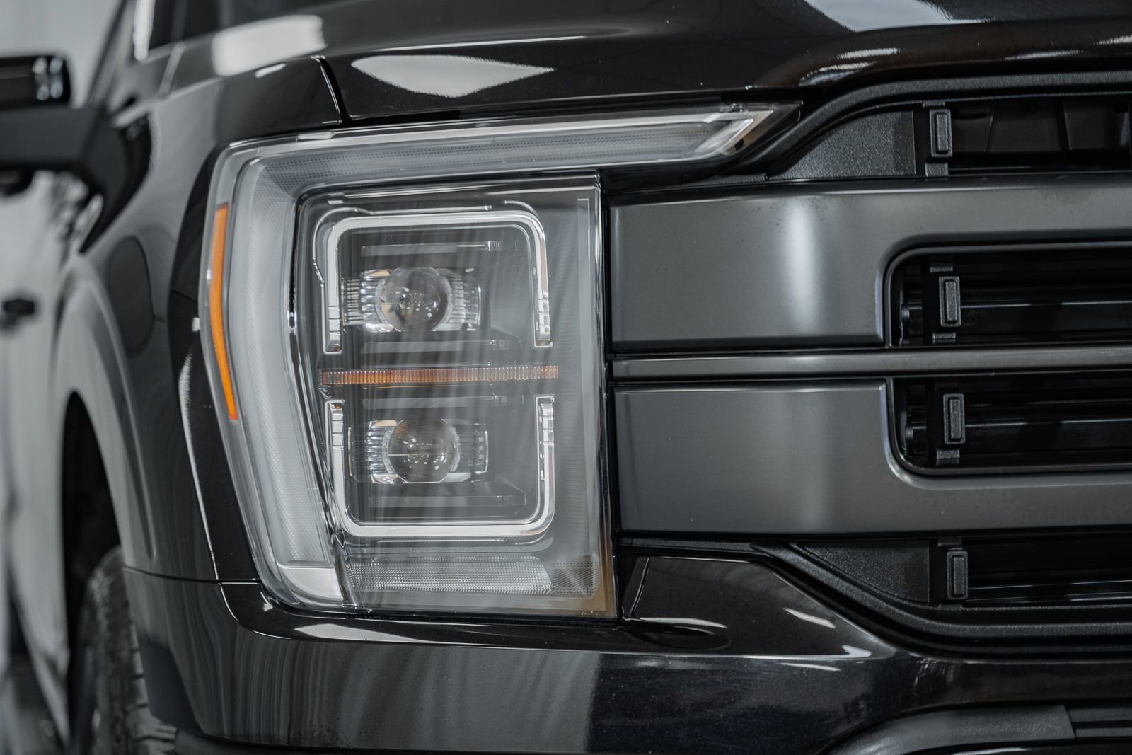 Certified 2023 Ford F150 Lariat w/ Equipment Group 502A High image 14