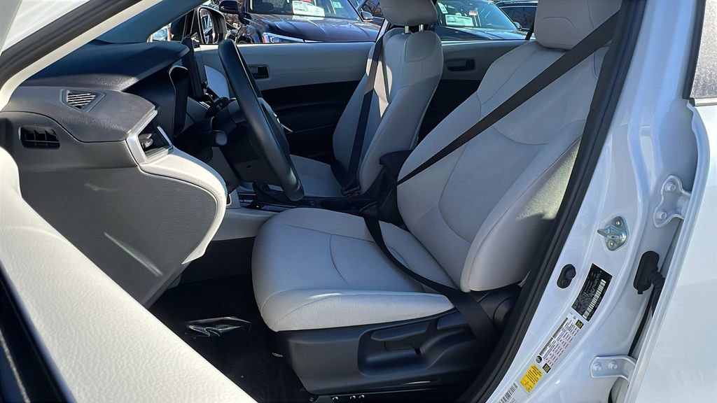 Used 2024 Toyota Corolla Cross L image 19