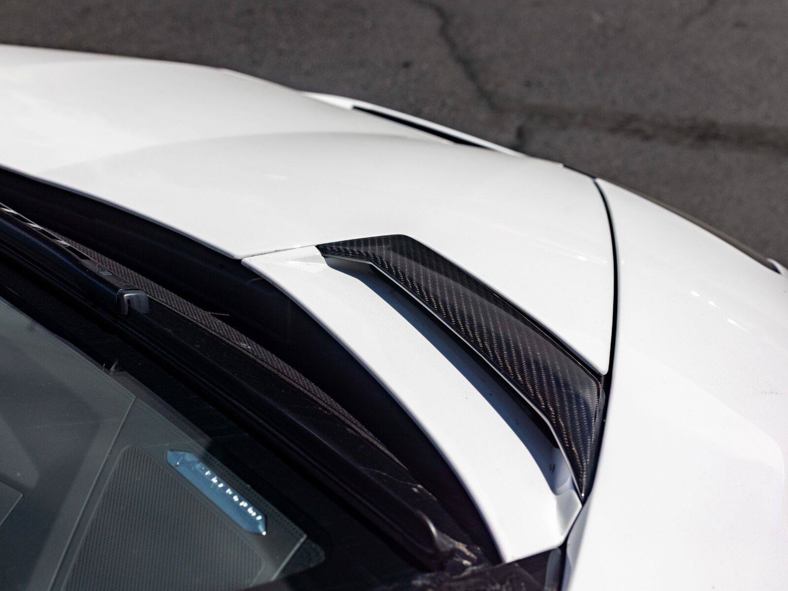 Used 2020 Lamborghini Aventador SVJ AWD/4WD image 59