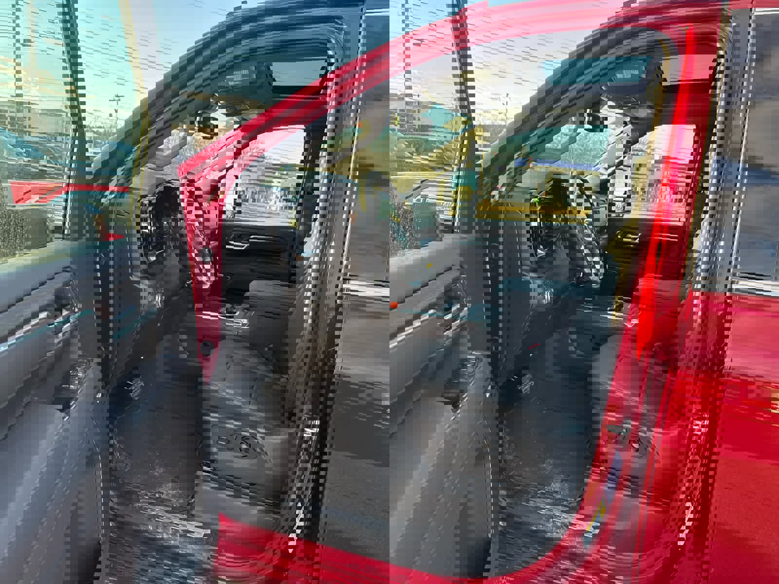 New 2026 GMC Sierra 2500 SLT w/ SLT Premium Package image 18