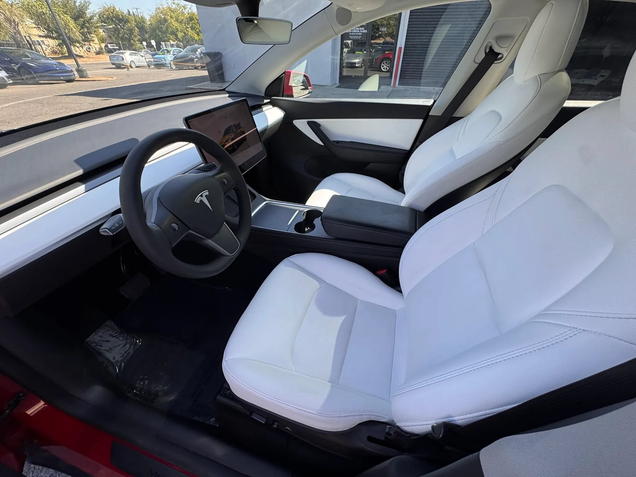 Used 2022 Tesla Model Y Long Range AWD/4WD image 9