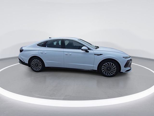 New 2025 Hyundai Sonata SEL FWD image 9