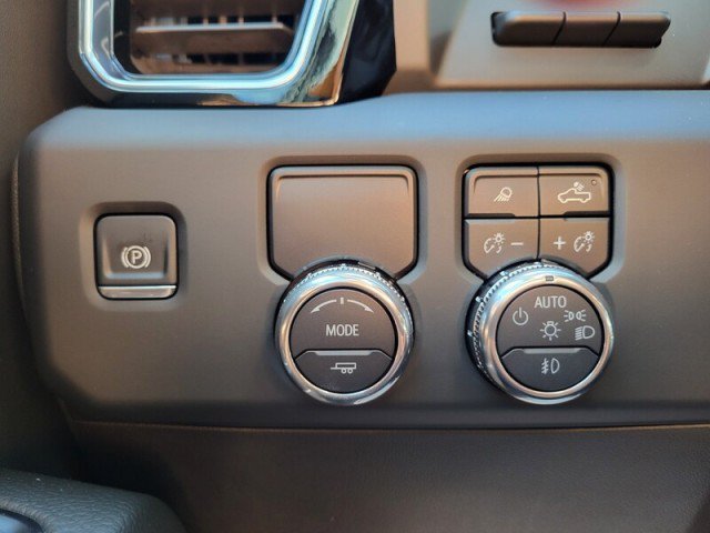 Used 2025 GMC Sierra 1500 Denali RWD image 21