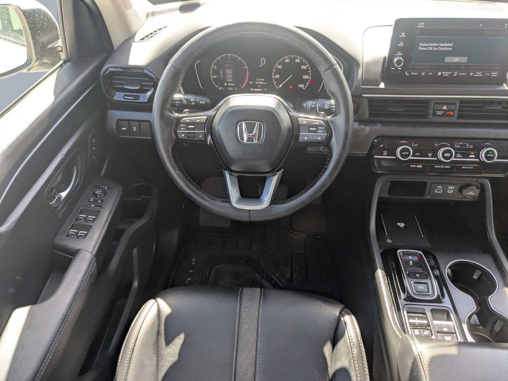 Used 2025 Honda Pilot EX-L image 21