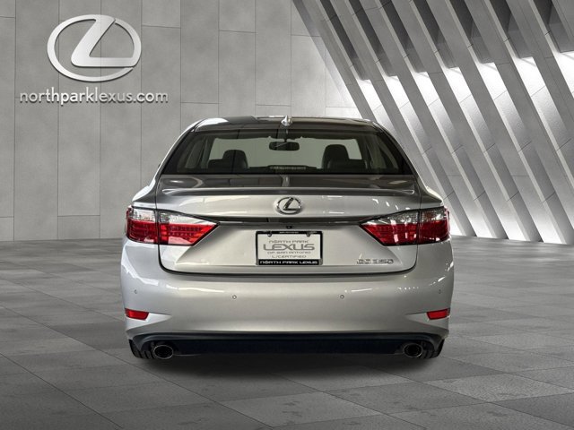 Used 2015 Lexus ES 350 w/ Luxury Package image 8