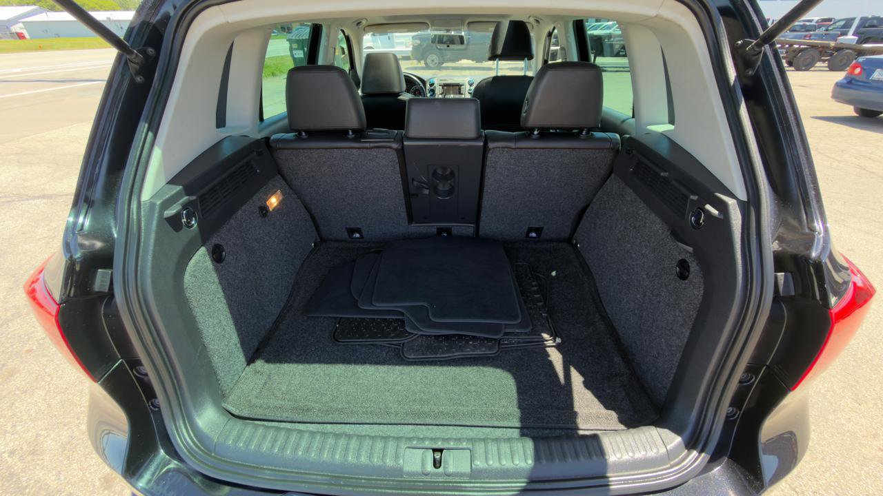 Used 2015 Volkswagen Tiguan SEL AWD/4WD image 43
