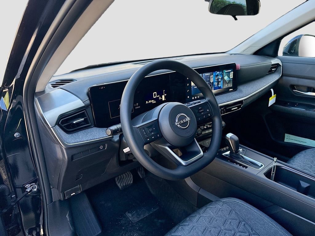 New 2026 Nissan Kicks SV image 2