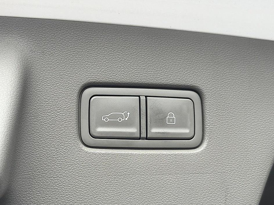 Certified 2026 Hyundai Palisade SEL AWD/4WD image 25
