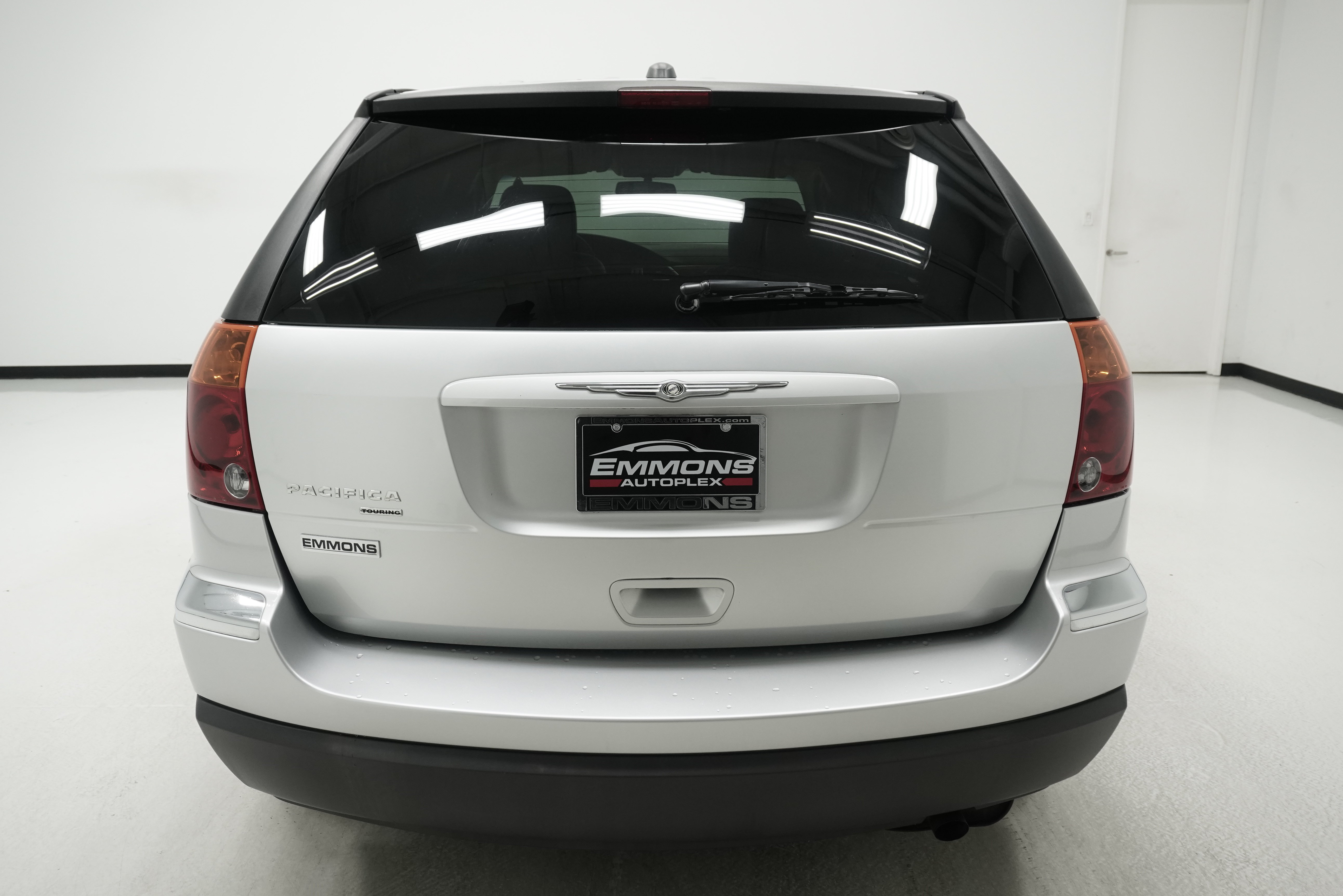 Used 2005 Chrysler Pacifica Touring FWD image 5