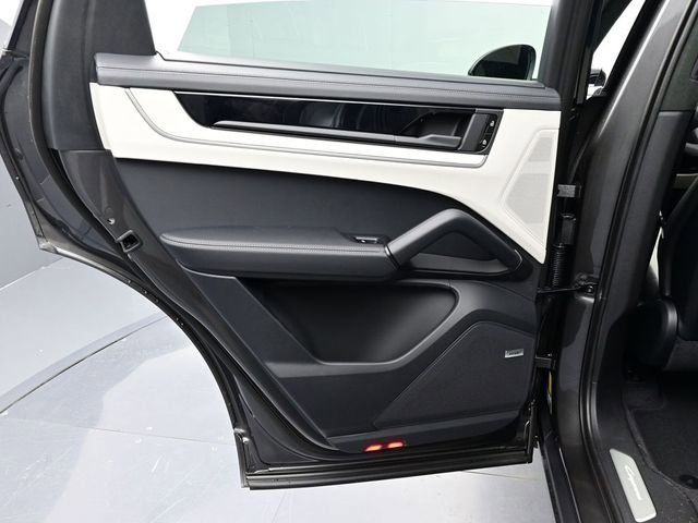 New 2026 Porsche Cayenne S AWD/4WD image 20