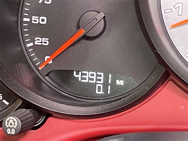 Used 2013 Porsche 911 Carrera 4S image 40