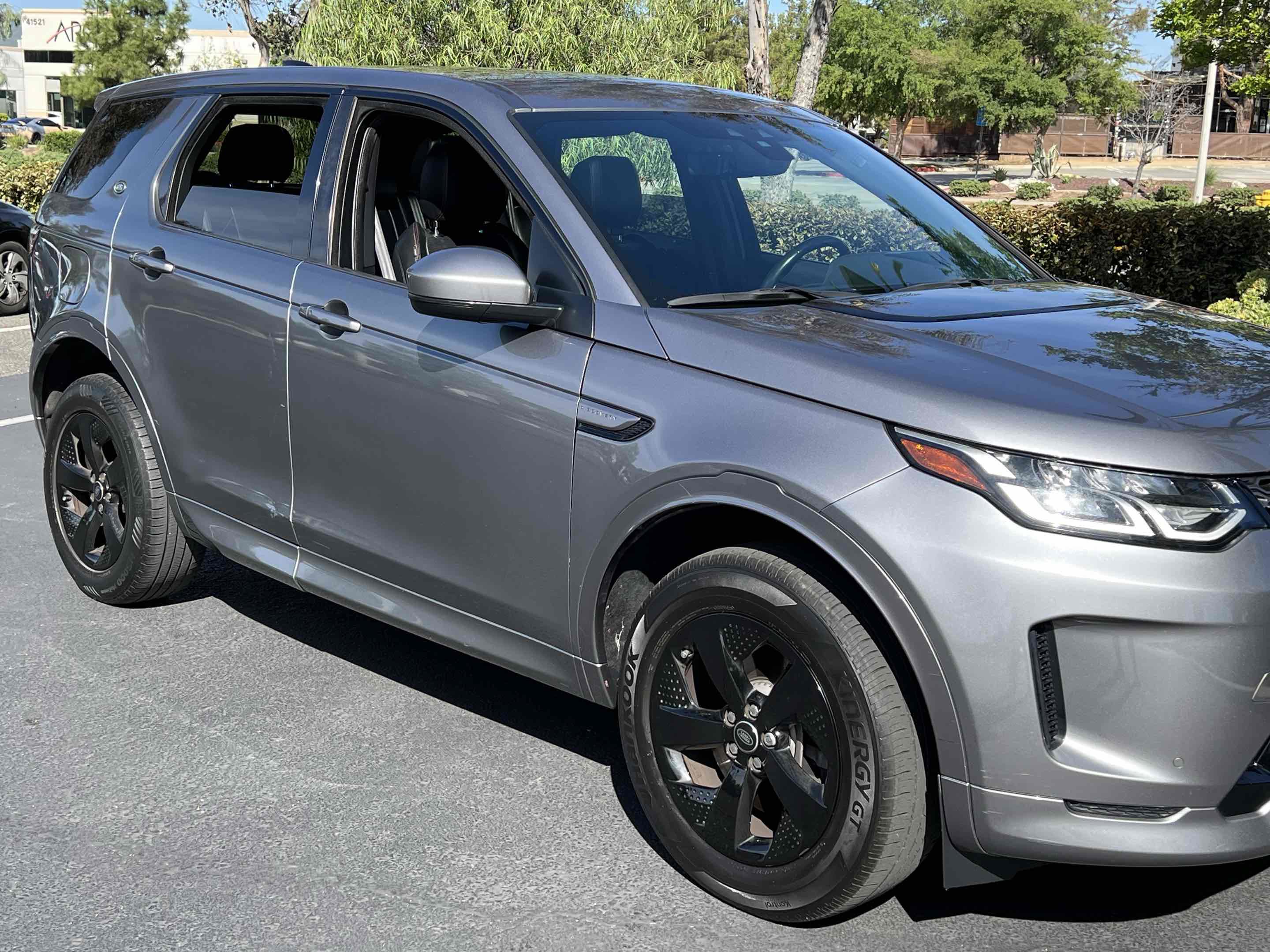 Used 2020 Land Rover Discovery Sport S R-Dynamic AWD/4WD image 41