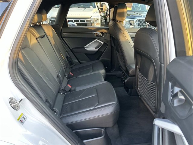 Used 2024 Audi Q3 2.0T Premium image 26