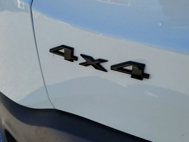 Used 2023 Jeep Renegade Altitude AWD/4WD image 9