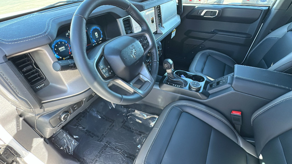 New 2025 Ford Bronco Outer Banks image 10