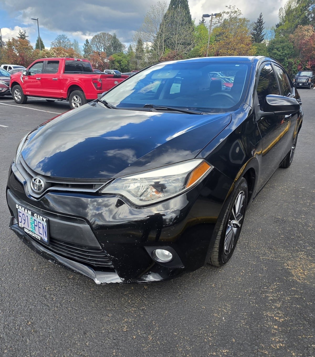 Used 2016 Toyota Corolla LE FWD image 6