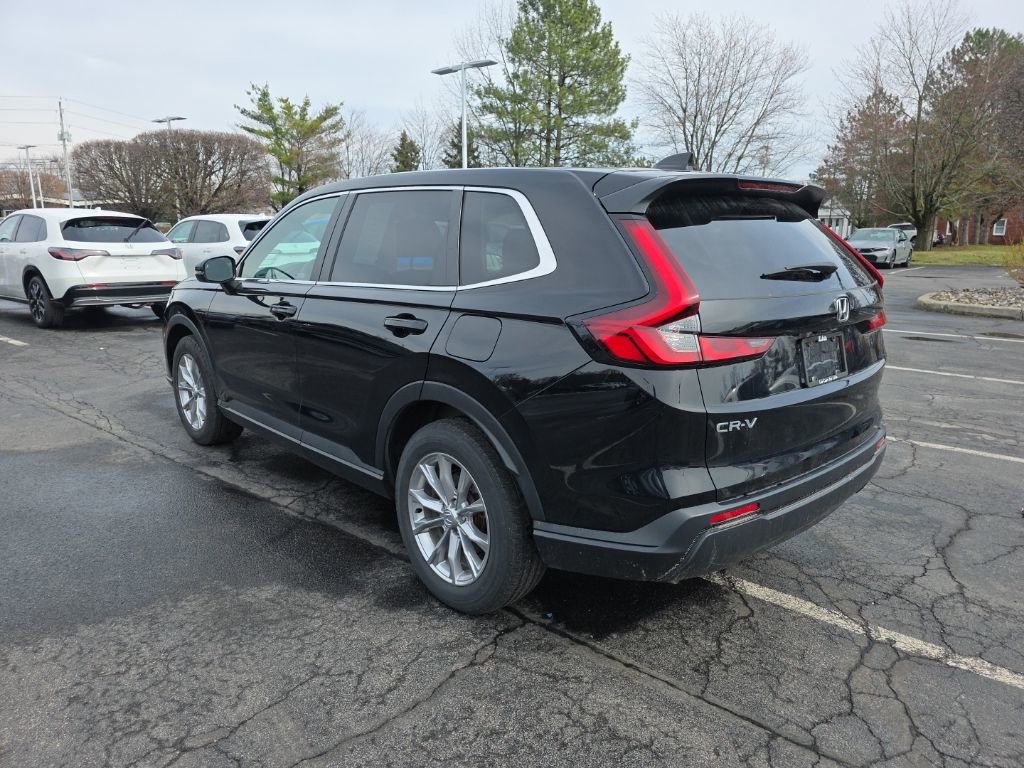 Used 2023 Honda CR-V EX image 5