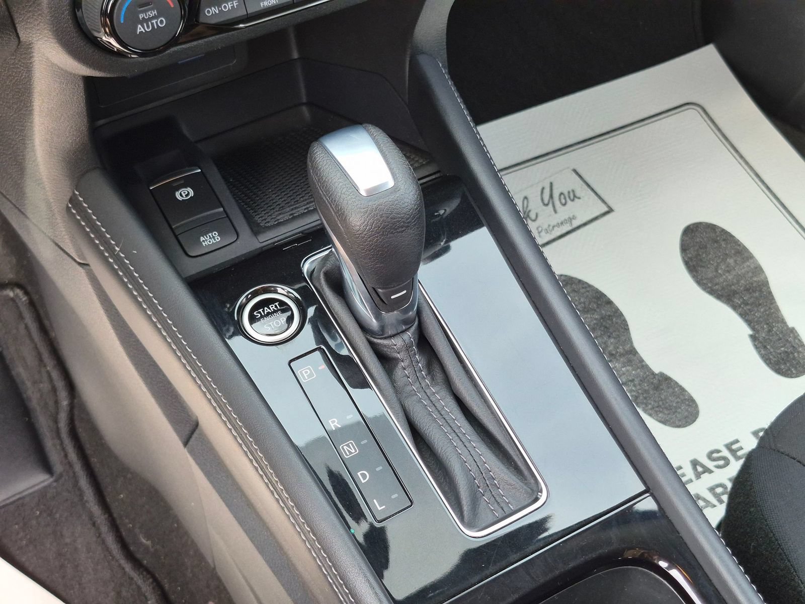 Certified 2022 Nissan Kicks SV FWD image 22