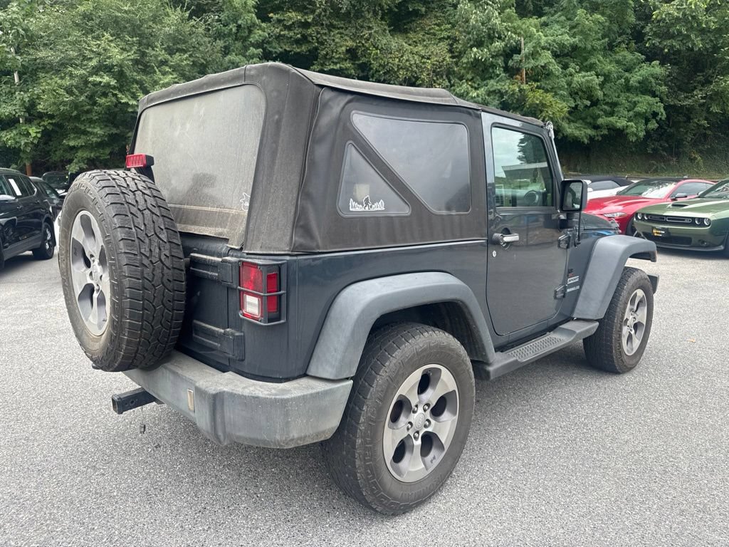 Used 2017 Jeep Wrangler Sport w/ Connectivity Group AWD/4WD image 6