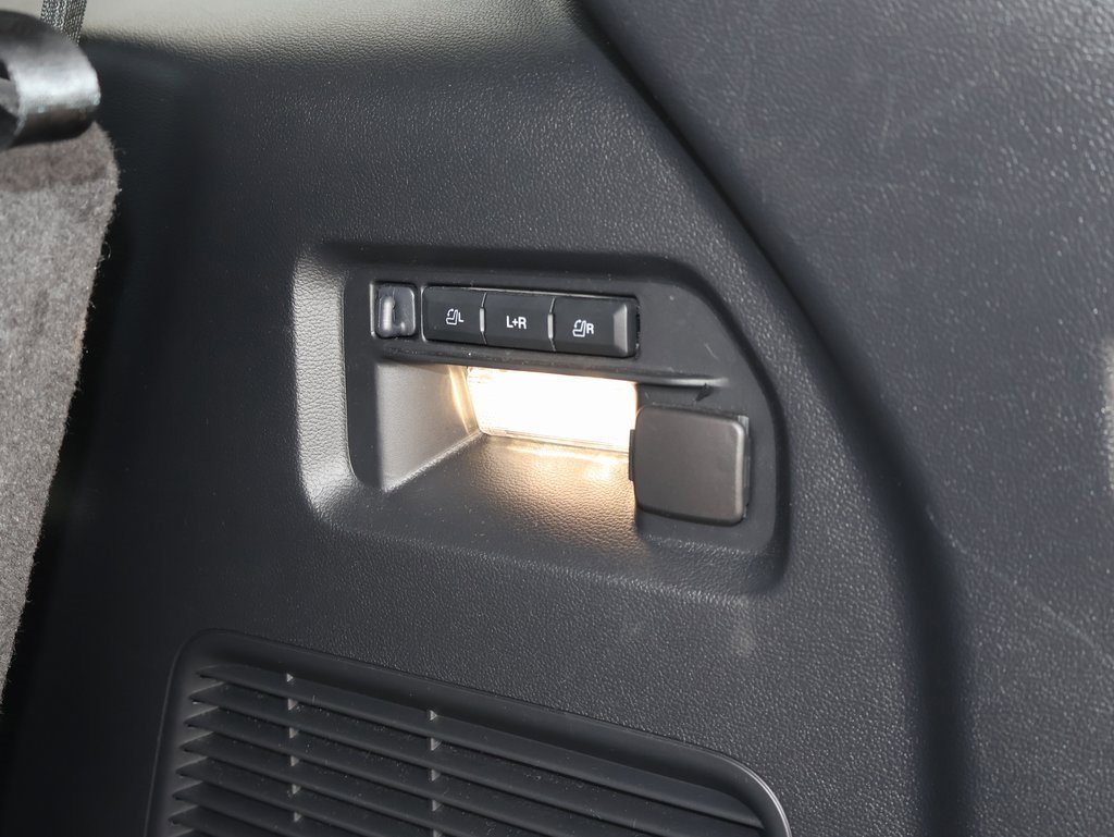 Used 2025 Ford Explorer ST image 32