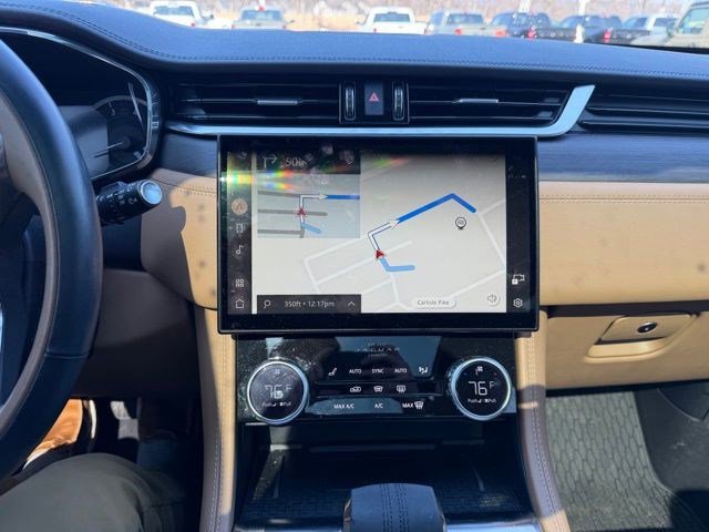 Used 2023 Jaguar F-PACE S image 20