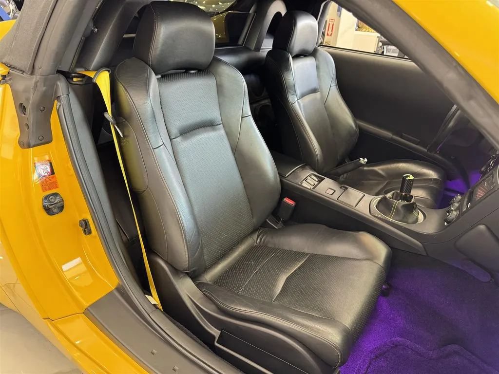 Used 2005 Nissan 350Z Touring RWD image 26