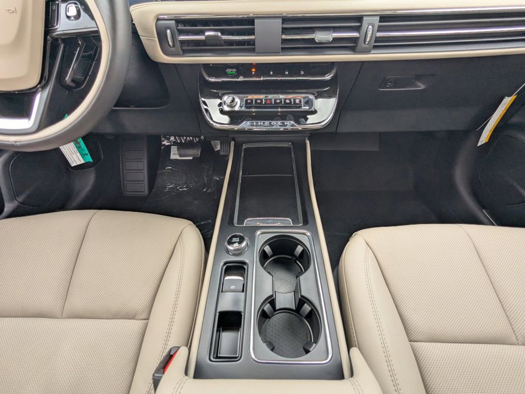 New 2026 Lincoln Corsair Grand Touring image 19